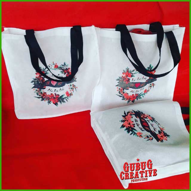melayani pemesanan tas souvenir bisa custom dengan desain sesuai permintaan