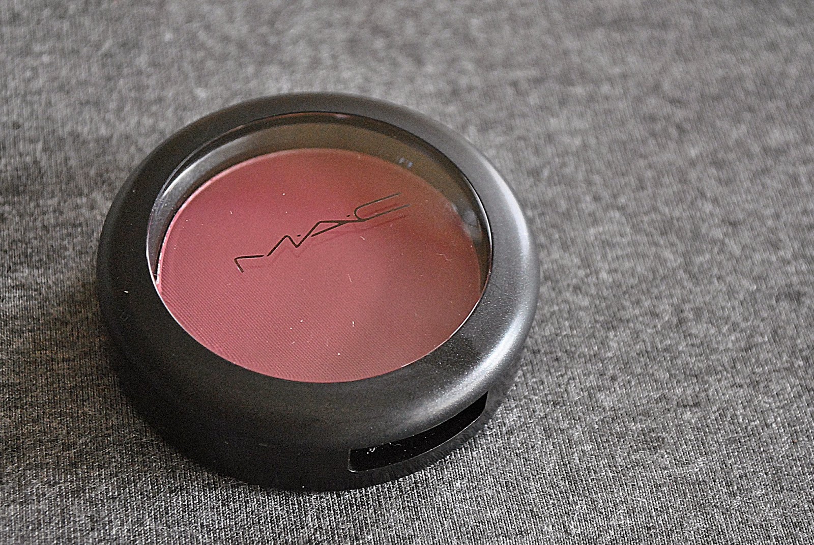 MAC - PRO LONGWEAR BLUSH - STUBBORN