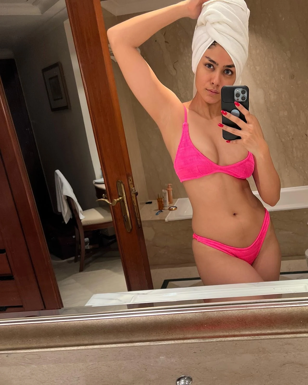 Mrunal Thakur pink bikini sexy body