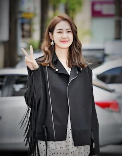 Biografi Lee Yo Won, anak-anak Lee yo won, penghargaan yang didapatkan Lee yo won, drakor yang dibintangi Lee yo won, drama korea yang diperankan Lee yo won, film-film Lee yo won, daftar film Lee yo won, daftar drakor Lee yo won, drakor Lee yo won oleh MBC, drakor Lee yo won oleh SBS, Peran Bong Dal-hee oleh Bong Dal-hee, sinopsis Surgeon Bong, sinopsis The Great Queen Seon Deok , sinopsis Different Dreams, sinopsis Empire of Gold, sinopsis the running mates: human rights, peran Lee yo won di the running mates: human rights, peran Lee yo won di Different Dreams, peran Different Dreams sebagai lee young Jin,