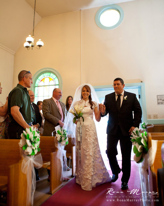 creative DIY ways for wedding aisle pew decorations paper flower