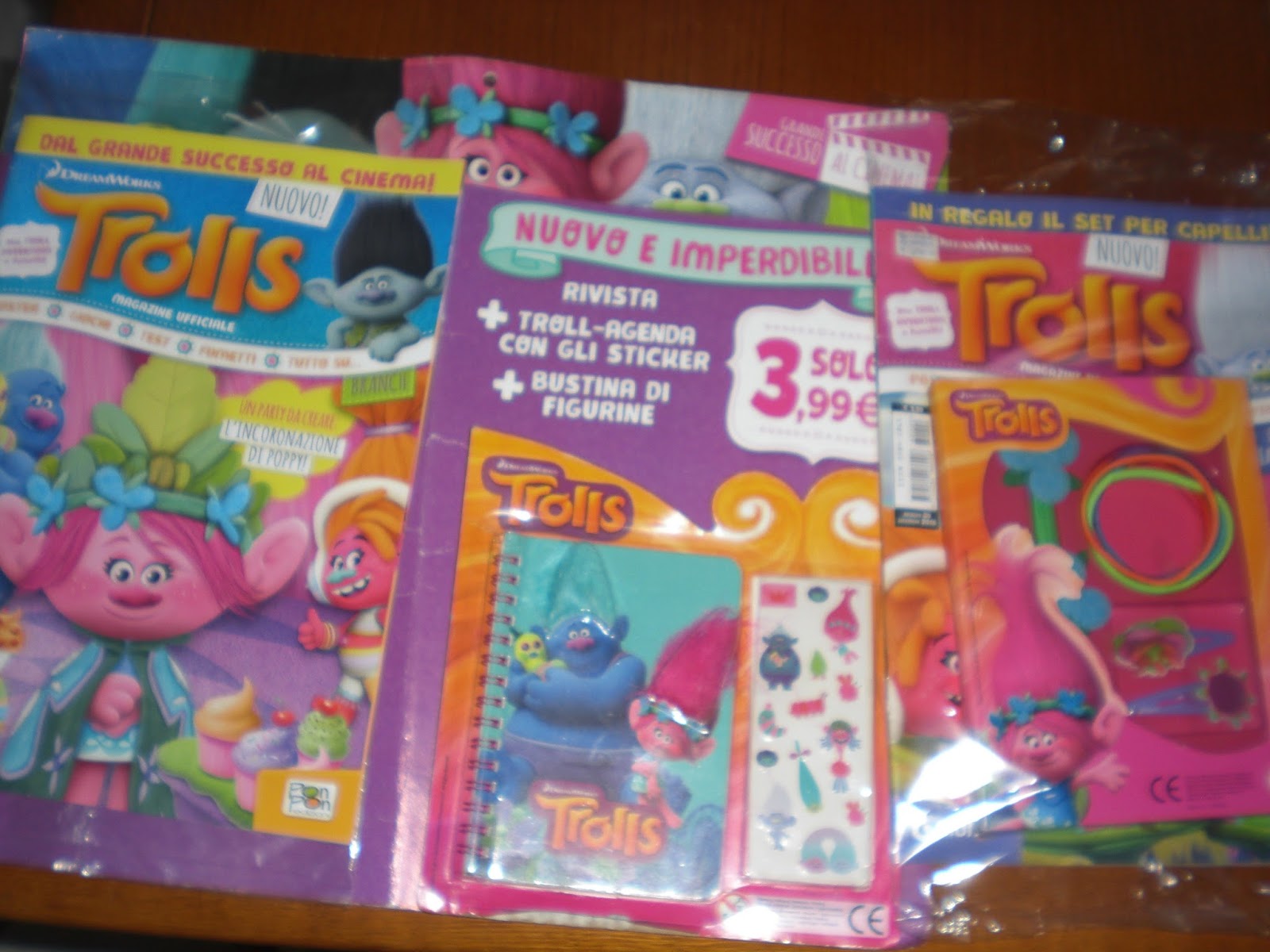 Mi sento di consigliarvelo soprattutto se siete amanti anche voi del mondo super colorato di Trolls Naturalmente queste che vi ho