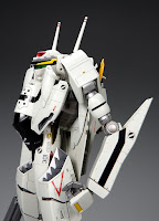 Hasegawa 1/72 VF-0A/S BATTROID 'MACROSS ZERO' (65720) English Color Guide & Paint Conversion Chart