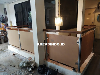 Railing Balkon Stainless Akrilik pesanan kedua di perum Villa Permata Santi Cinere berikut Penampakannya