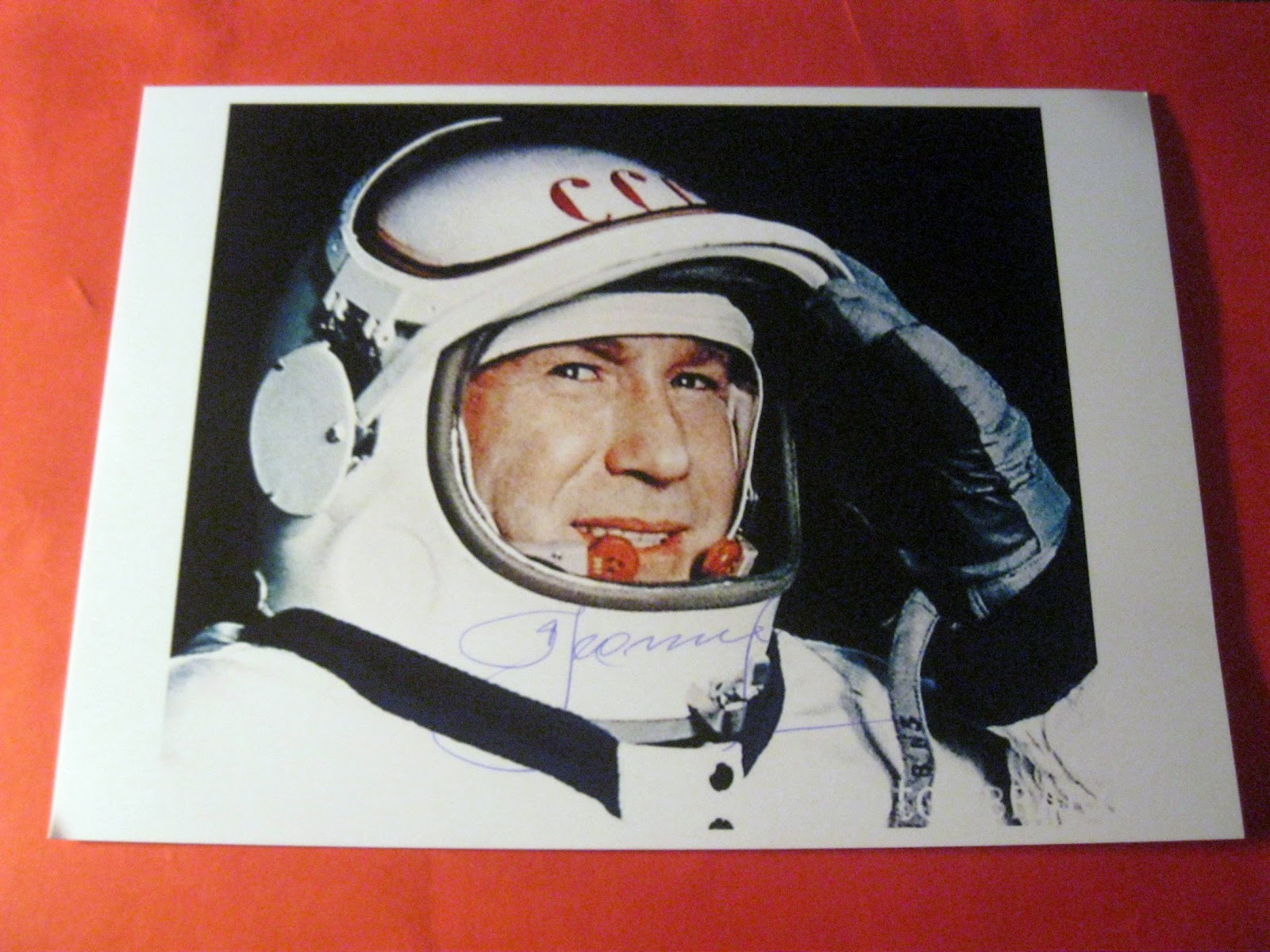 Autograph Vip Success 12 Alexey Leonov Soviet Russian Cosmonaut Who On 18 March 1965 Became The First Human To Conduct A Space Walk