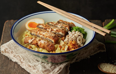 Guan's Mee Pok (阿源麵薄), crispy eel mee pok product