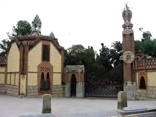 Güell Pavilions, Barcelona