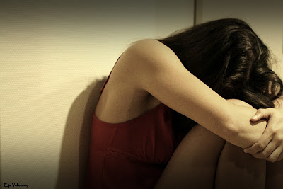 10 Hal Yang Tidak Terduga Penyebab Depresi