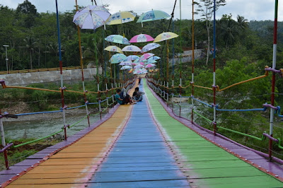 Jembatan Pelangi