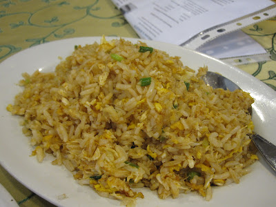 Bangkok, Chandrphen Restaurant, crab fried rice