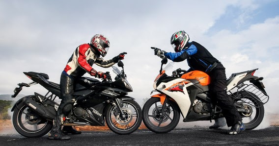 Crazy Bikers Yamaha R15 V2 0 VS HONDA CBR 150R Crazy Bikers Yamaha R15 V2 0 VS HONDA CBR 150R