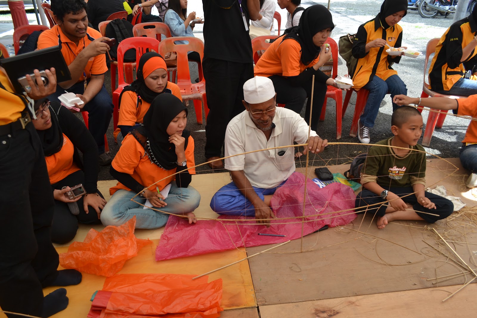 DobotBlog: Pengajian Bahasa Gunaan (BAHASA MELAYU) UiTM