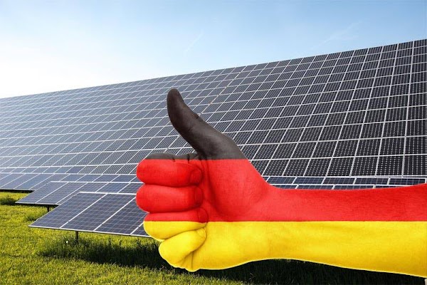 Alemania le dice adiós a nuclear y petróleo invirtiendo en solar, eólica y biomasa