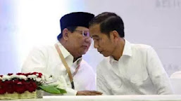 Loyalis Jokowi : politik Dua Kaki Menjelang Pilpres 2024