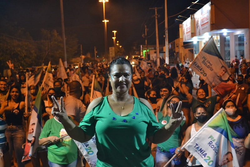 Caminhada de Tânia Conrado tem clima de vitória em Rosário Oeste