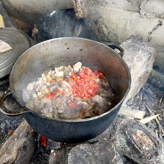 cooking khati-khati in cameroon