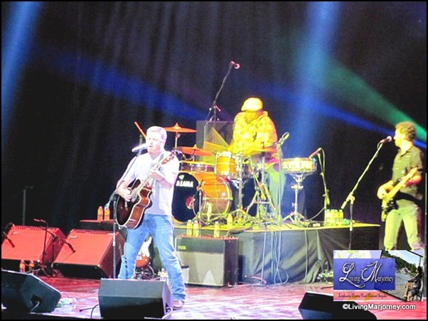 Back2Back Concert at the Mall of Asia ARENA: Taylor Dayne & Edwin McCain