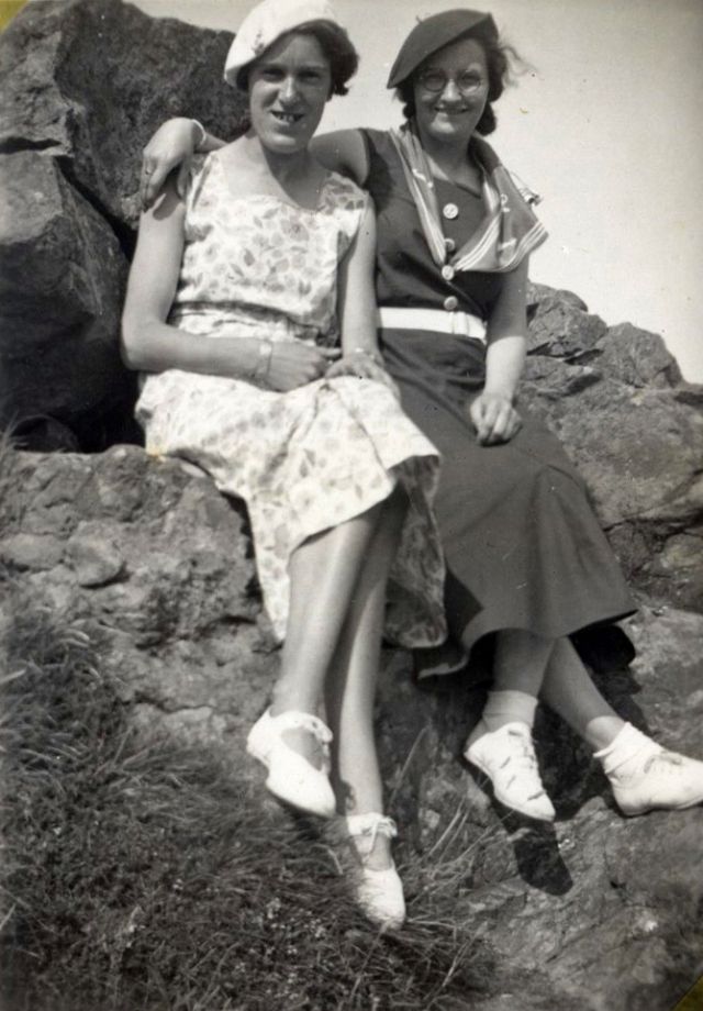 Vintage Found Photos of Dancing Girls Toured Cornwall in the 1930s ...