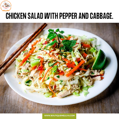 Chicken salad with pepper and cabbage.