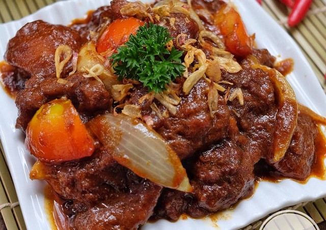 Resep Masakan “Semur Daging Goreng”