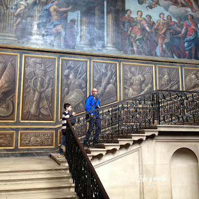 Escaleras palacio barroco