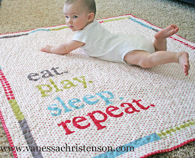 Baby  Quilt Patterns on Baby  Or Your Friend S Baby Can Have A Totally Cute Mod Baby Quilt