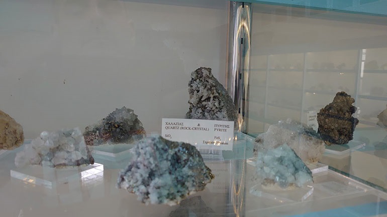 Πολύχρωμο «υπερθέαμα» του υπεδάφους στο Μουσείο Ορυκτών και Πετρωμάτων