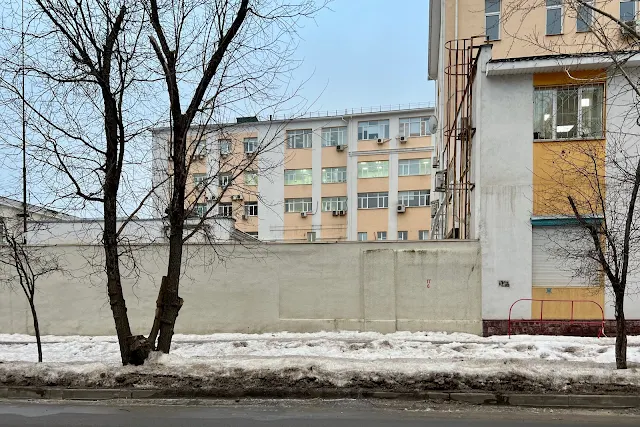 улица Юннатов, бывший Завод медпрепаратов № 1