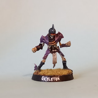 Blood Bowl Shambling Undead team - Skeleton