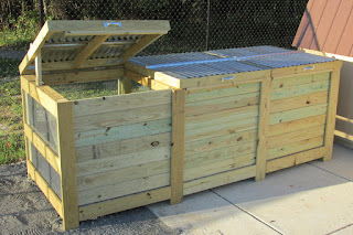 LoriBees Garden: Rat Update and a Compost Bin Retrofit
