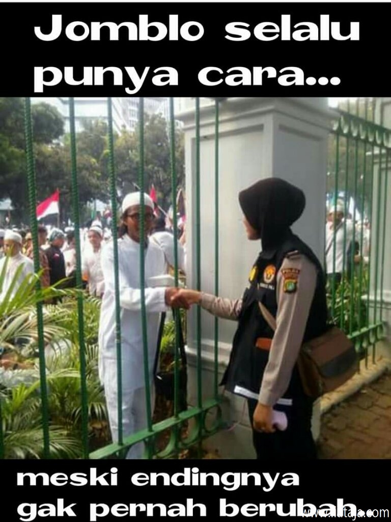 Kumpulan Meme Lucu Aksi Demo 4 November 2016  LIAT AJA