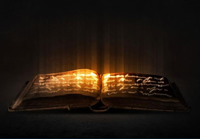 Черная книга, текст от дьявола, содержащий заклинания и чары