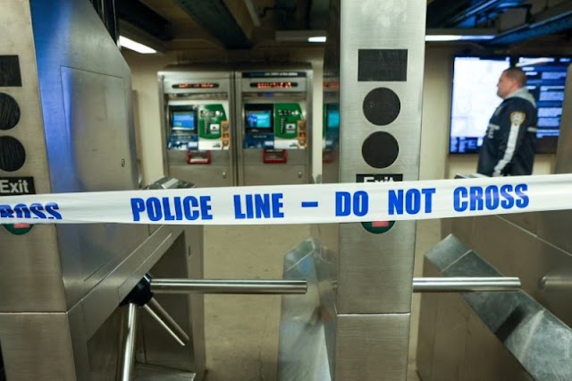 Al menos un muerto y cinco heridos en un tiroteo en el metro de Nueva York