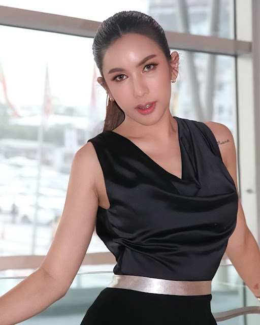 Preawa Kasiwatthana – Most Beautiful Thai Transgender Women