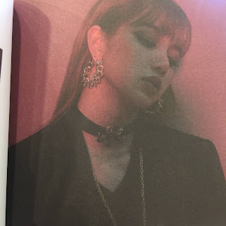 [Photos] 180621 Lisa ‘Square Up’ Photobook Scan