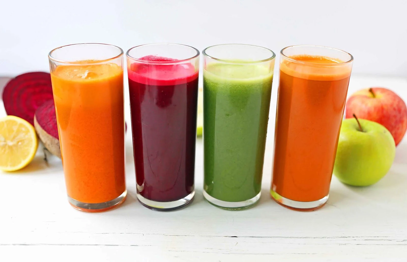 How Juicing These 15 Foods Can Help You Lose Weight Like Crazy
