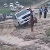 Em Fortaleza do Abunã, caminhonete despenca no rio após desbarrancamento e dono não aparece; veja vídeo