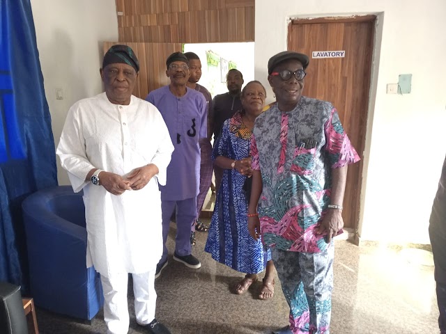 Former Gov Of Ogun State Chief Olusegun Osoba During A Visit To Corporate Hqtr Of Penpushing Media In Abeokuta