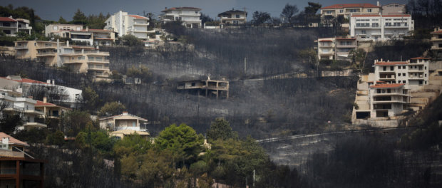 Η διπλή εξαπάτηση με τα αυθαίρετα