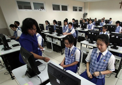 Contoh Soal Menunjukkan Kata yang Tidak Sesuai Kaidah - UNBK SMP 2020