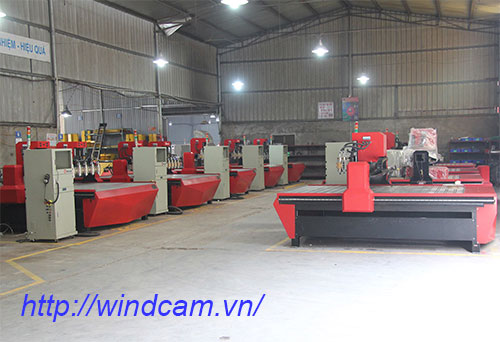 máy khắc cnc đông phương