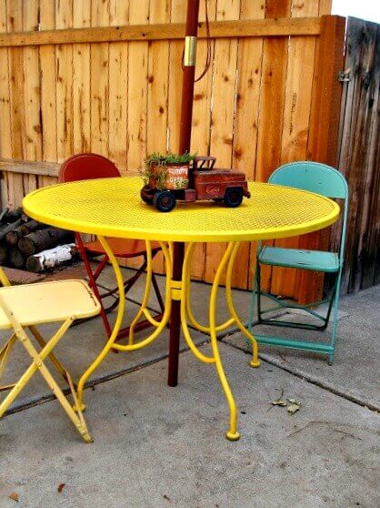 Crazy for Crafts: Patio Furniture Transformation  Painted outdoor  furniture, Metal patio furniture, Wrought iron patio furniture