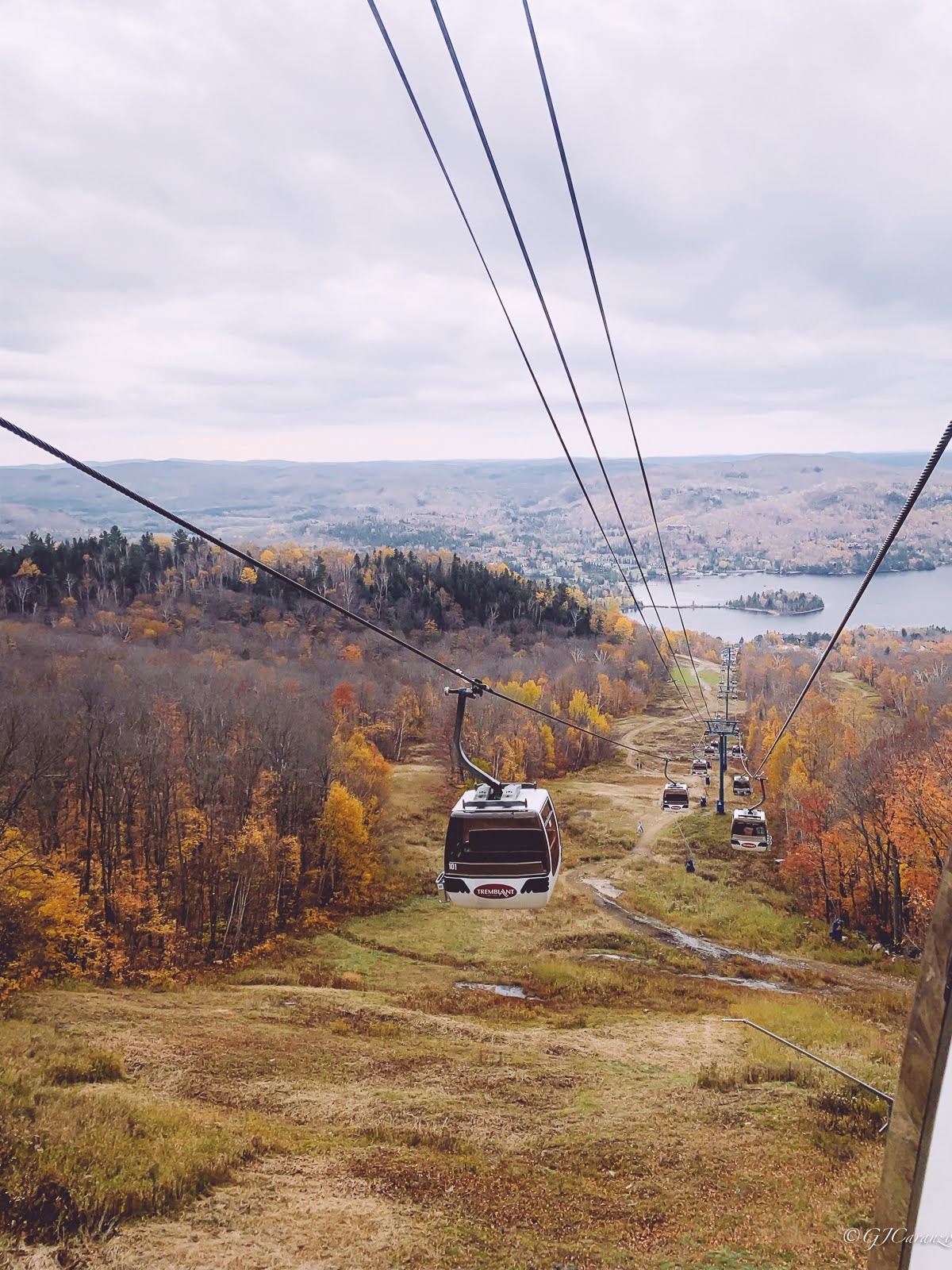 Mont Tremblant, Quebec, Canada in Fall | Travel Photo Diary | Things to Do in Fall in Quebec, Canada from Ottawa, Ontario | Road Trip Fall Ideas