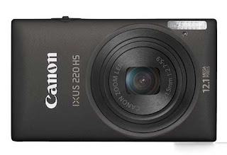 Canon IXUS 220HS: slim cameras tourism