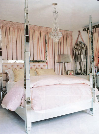 Paris Bedroom Set Classic Antique Design(36).jpg