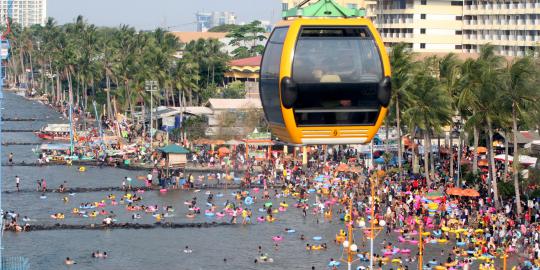 Mimpi Soekarno membuat Ancol seperti Hawaii