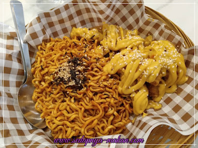 ramyeon single (original, normal spicy, cheesy fried chicken)