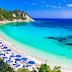 “Γαλάζια Σημαία”: 2η στον κόσμο η Ελλάδα με 581 παραλίες, 15 μαρίνες και 6 τουριστικά σκάφη να κερδίζουν το βραβείο ποιότητας!