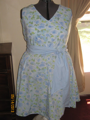 Butterick 4957 Blue Roses Dress front view sewplus.blogspot.com