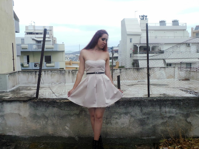 Redhead, lace dress, zara boots, zara, bershka, dress, the redhead,makeup, smokey eyes, rock, winter, 2013, 2014